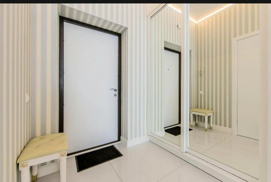 1 Room 50M2 Center Of Obolon Near River Side. Smart Plaza Киев Экстерьер фото